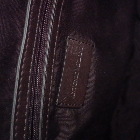 Antonio Melani Clutch Bag - Picture 6 of 8